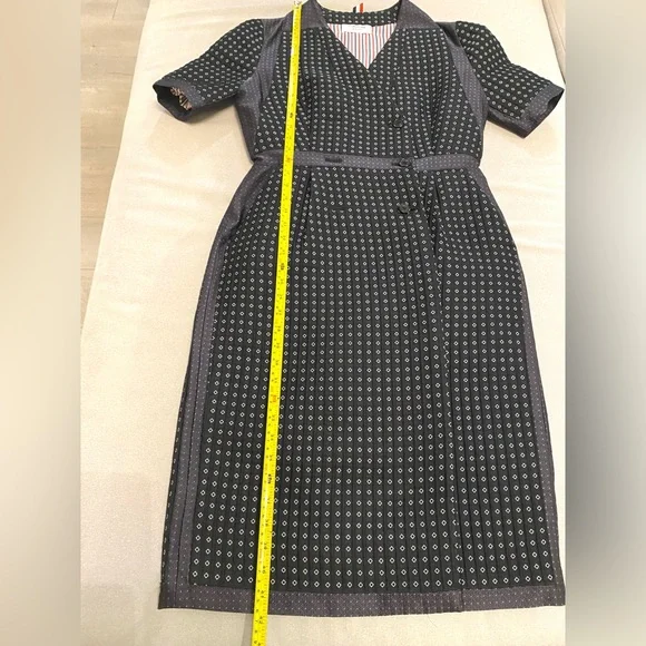 Authentic Thom Browne dress. - Picture 11 of 11
